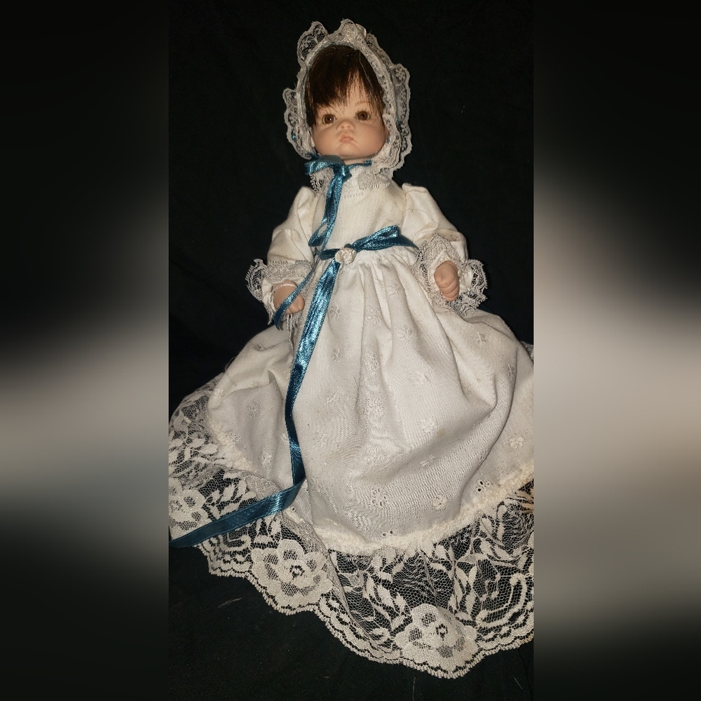 3 vintage porcelain dolls